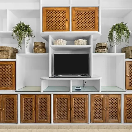 Power Apartment Famara